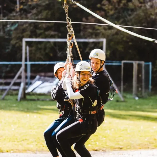 4FF60D9B-49FF-4937-BF8A-513E52F77F43_1_105_c